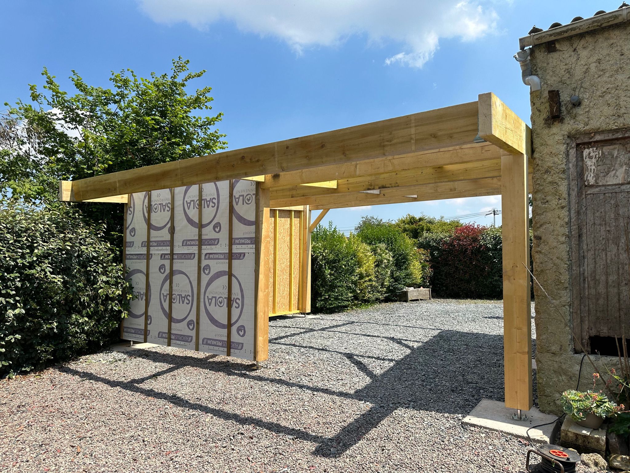 Carport et pergola bois sur mesure en Normandie